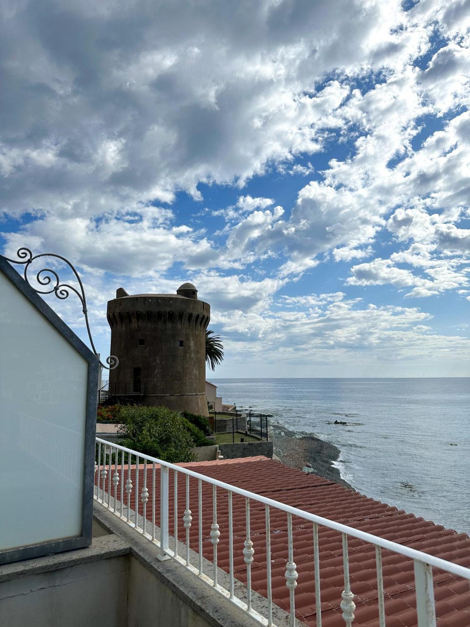 Torremare Marine du Miomo